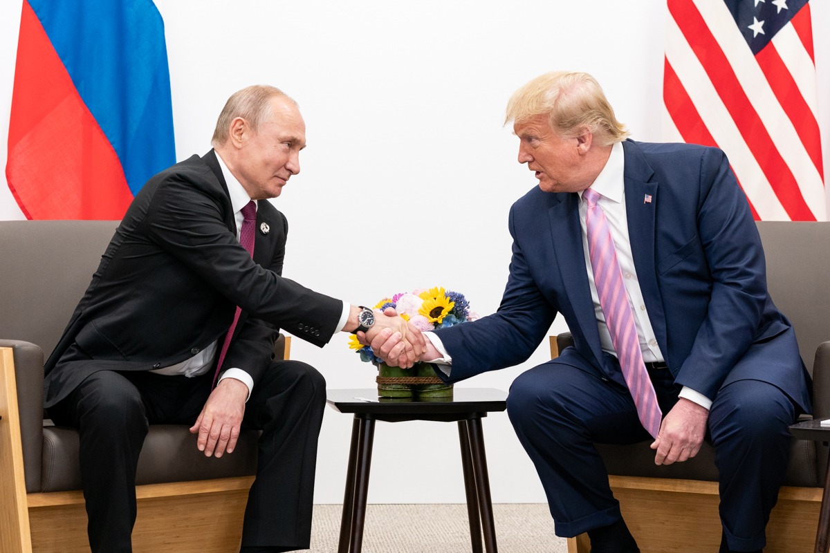 President_Trump_at_the_G20_48144